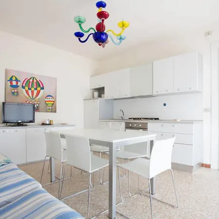 Big And Luminous Flat In Lido di Jesolo